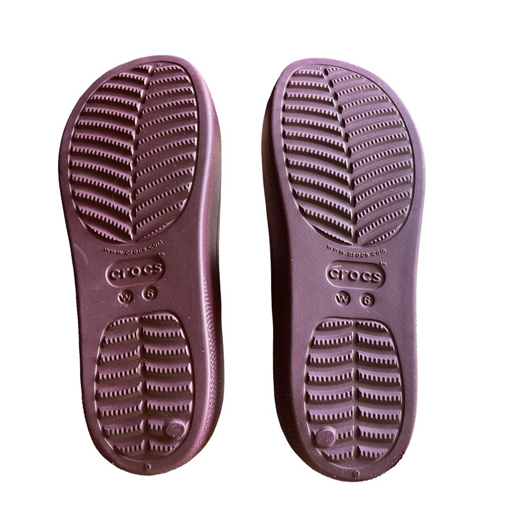 Crocs Platform Slide Sandals Beach Shoes Travel Pool Dark Cherry Plum Sz 6 EUC - Picture 7 of 9